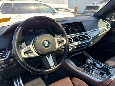 Used 2022 BMW X5 M50i w/ Executive Package AWD/4WD image 21