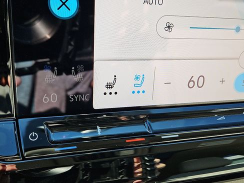 New 2026 Volkswagen Atlas SE image 16