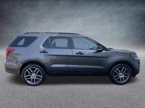 Used 2019 Ford Explorer Sport w/ Equipment Group 401A AWD/4WD image 6