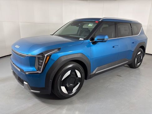 New 2026 Kia EV9 Wind image 4