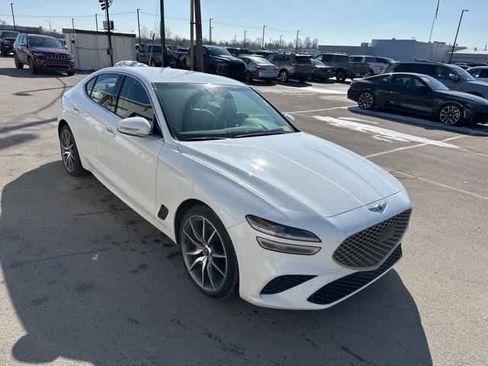 Used 2023 Genesis G70 2.0T image 24