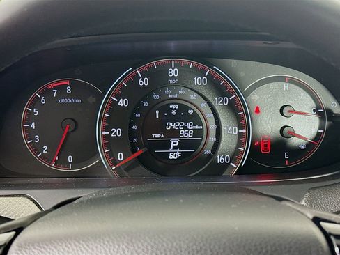 Used 2016 Honda Accord EX-L image 12