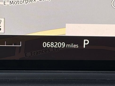 Used 2018 Land Rover Range Rover Velar S AWD/4WD image 13