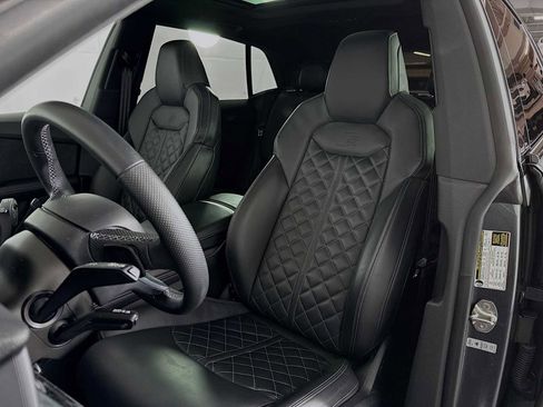 Used 2024 Audi SQ8 Premium Plus AWD/4WD image 11