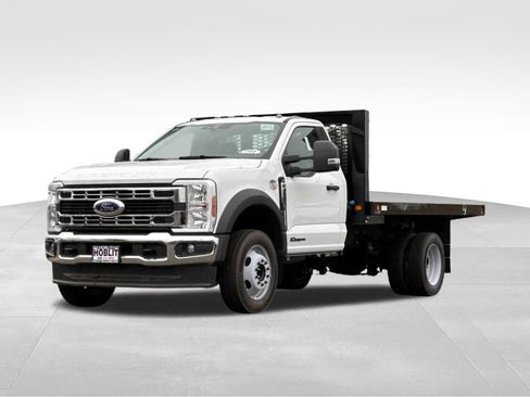 New 2025 Ford F450 XL w/ XL Chrome Package RWD image 8
