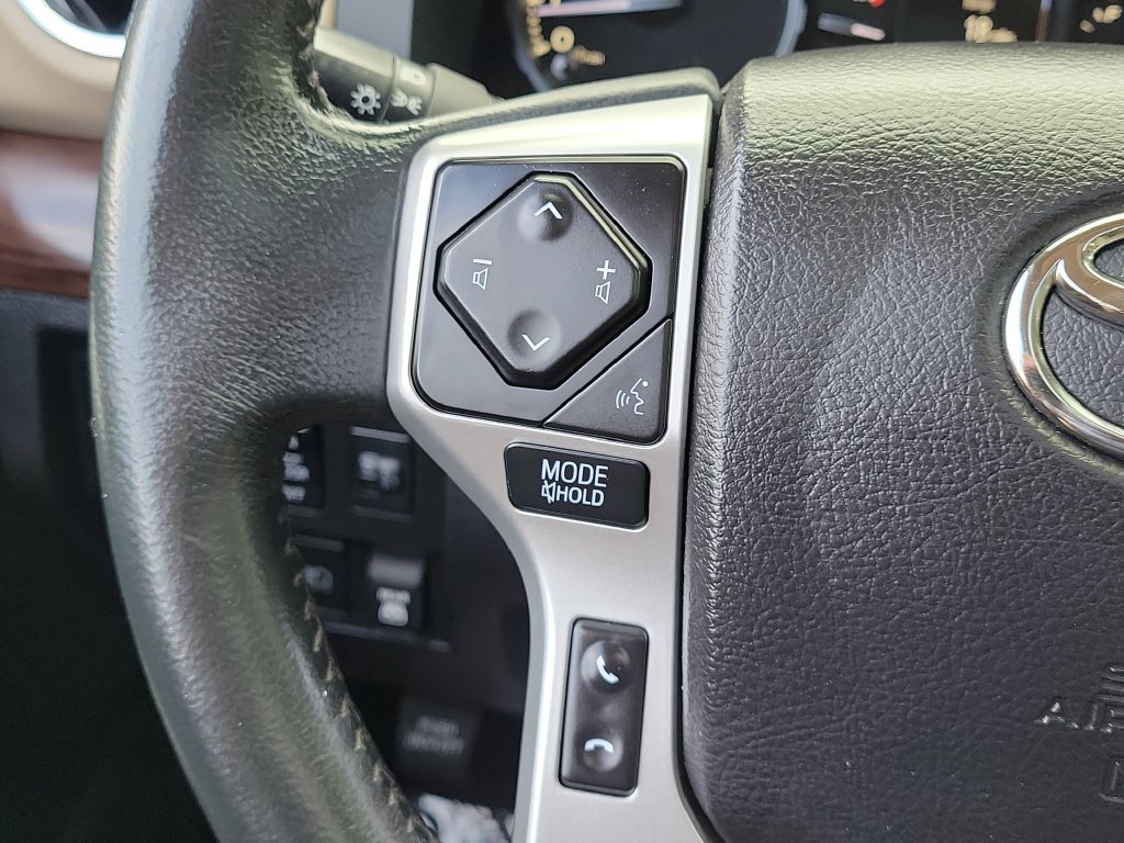 Used 2021 Toyota Tundra Limited w/ Limited Premium Package AWD/4WD image 9