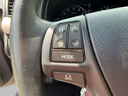 Used 2017 Lexus LS 460 RWD image 19