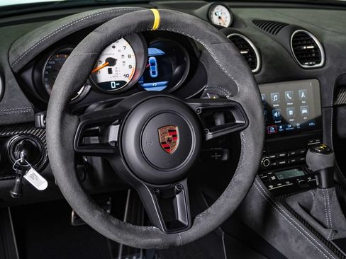 Certified 2025 Porsche 718 Cayman GT4 RS RWD image 22