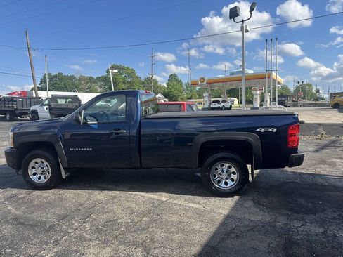 Used 2011 Chevrolet Silverado 1500 W/T w/ LS Package AWD/4WD image 8
