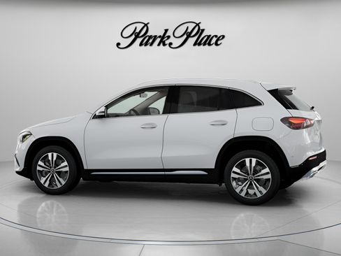 Used 2026 Mercedes-Benz GLA 250 image 9