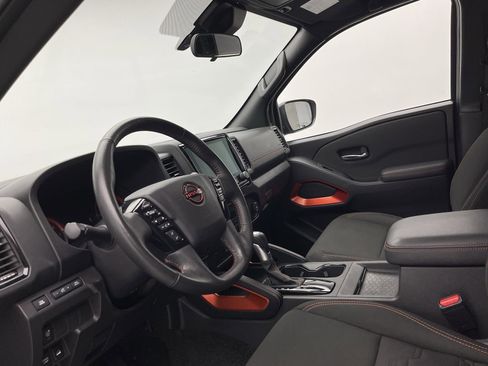 Used 2024 Nissan Frontier PRO-4X w/ Technology Package AWD/4WD image 10