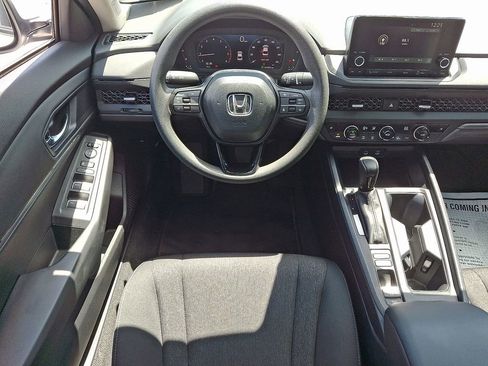 Used 2023 Honda Accord EX image 11