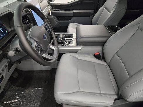 New 2025 Ford F150 Lightning Flash AWD/4WD image 22