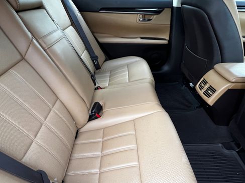 Used 2017 Lexus ES 350 image 42