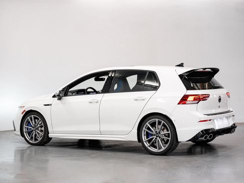 Used 2024 Volkswagen Golf R AWD/4WD image 4
