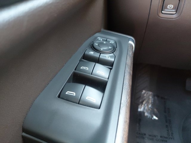 Used 2021 GMC Sierra 1500 Denali w/ Technology Package RWD image 19