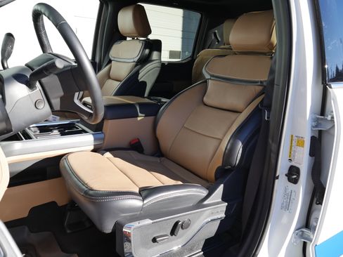 Used 2024 Ford F250 Lariat w/ Lariat Ultimate Package image 37