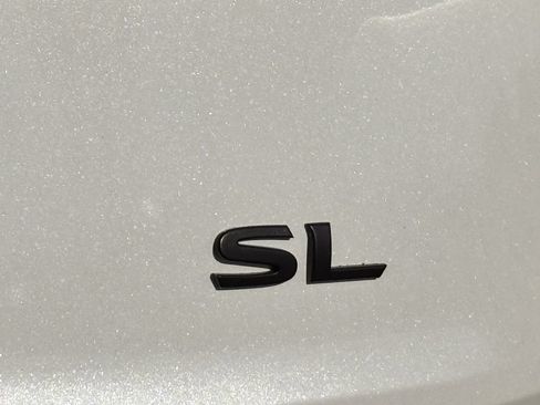 Used 2021 Nissan Rogue SL FWD image 8