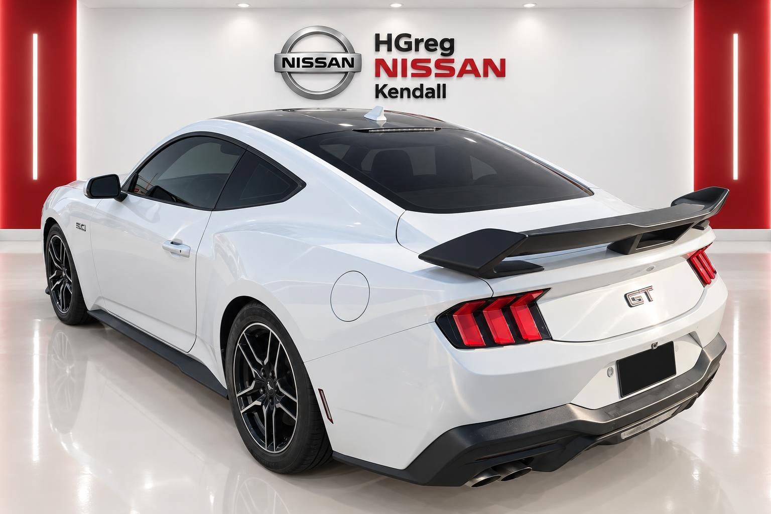 Used 2024 Ford Mustang GT Premium RWD image 2