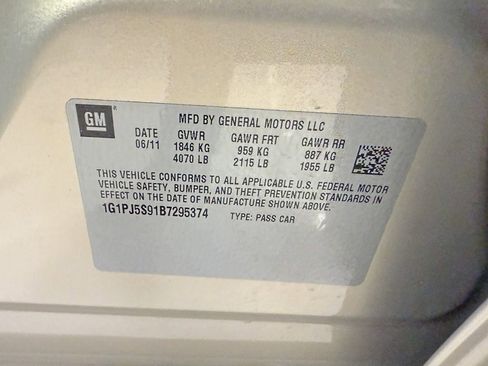 Used 2011 Chevrolet Cruze Eco image 33