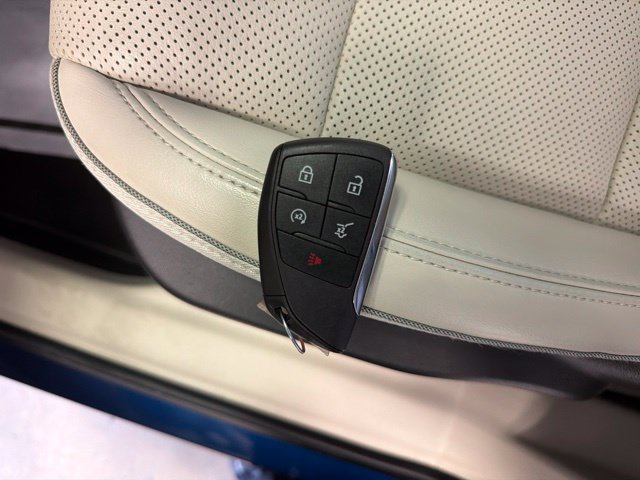 Used 2023 Buick Envision Essence w/ Premium Seat Package AWD/4WD image 34