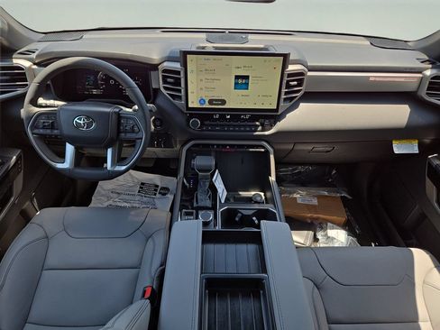 New 2026 Toyota Tundra Limited AWD/4WD image 9
