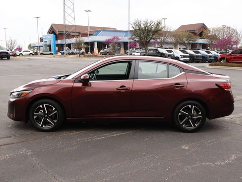Used 2024 Nissan Sentra SV image 27
