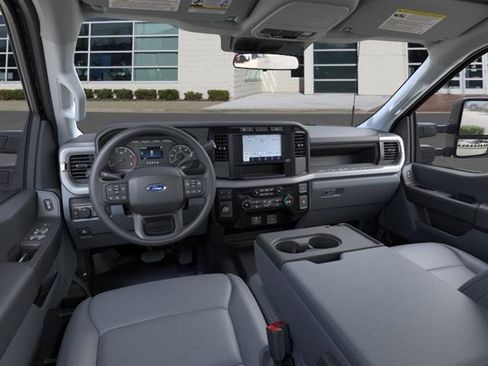 New 2024 Ford F350 XL w/ 360-Degree Camera Package RWD image 9