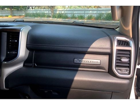 Used 2021 RAM 1500 Laramie w/ Off Road Group image 17