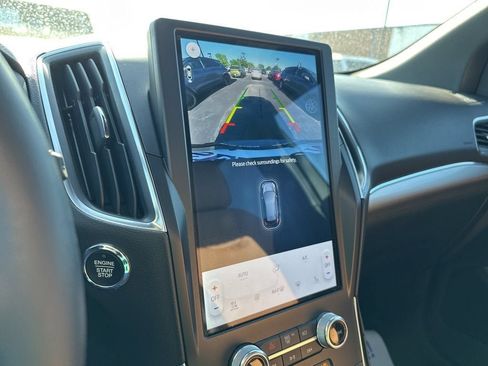 Certified 2024 Ford Edge Titanium w/ Titanium Elite Package AWD/4WD image 3