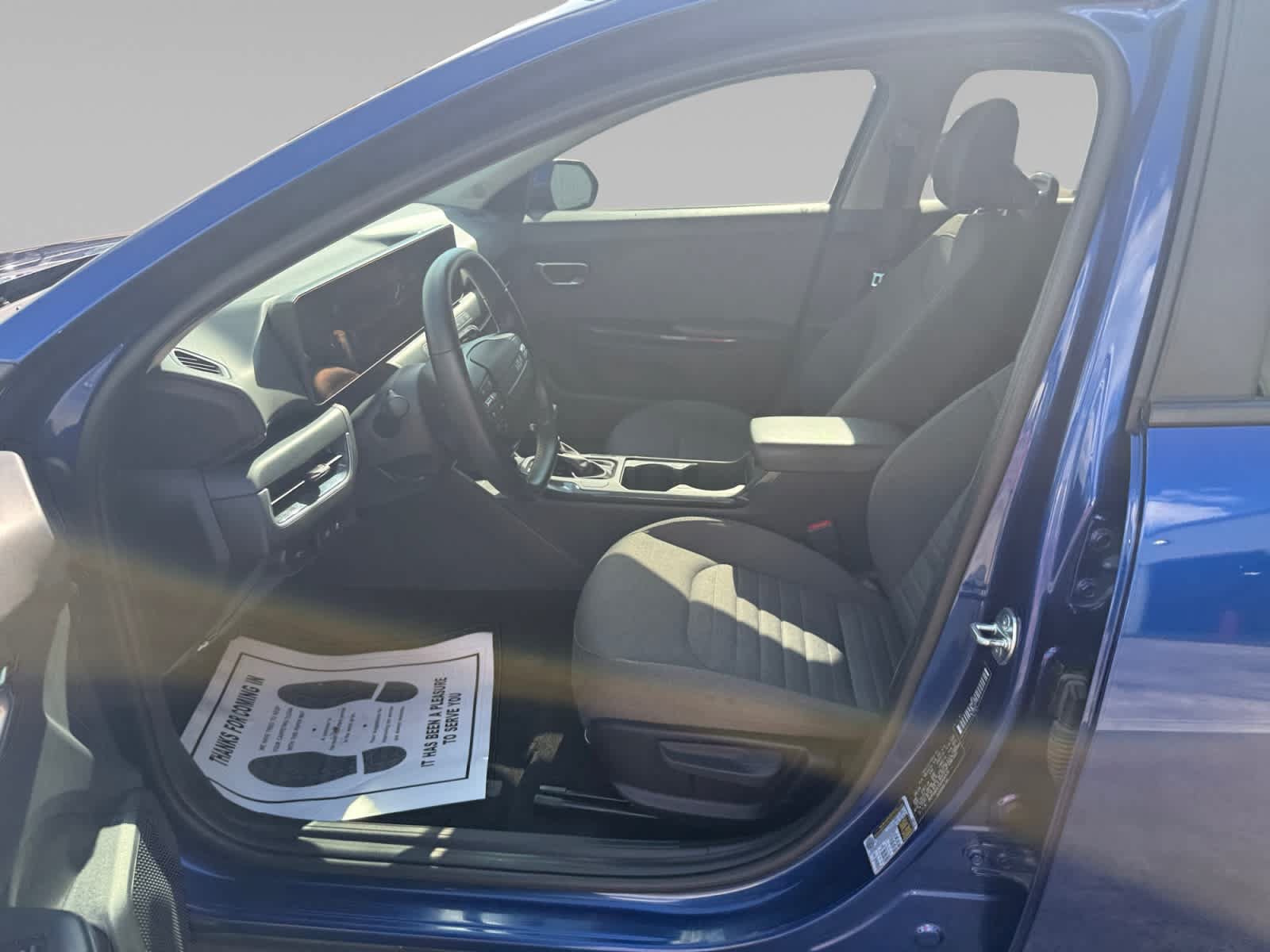 Used 2025 Kia K4 EX FWD image 11