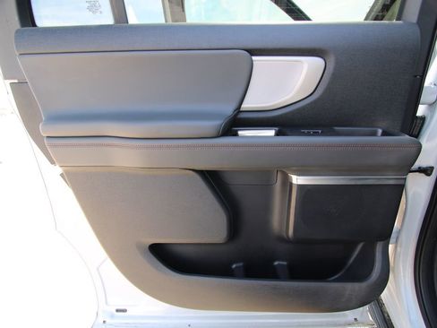 Used 2025 Ford Expedition Max Active image 42