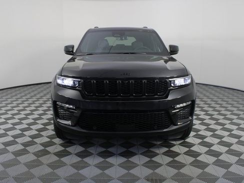 New 2025 Jeep Grand Cherokee Limited image 31