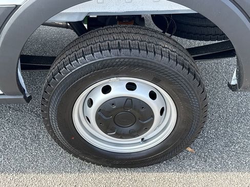 New 2026 Ford Transit 250 148 Medium Roof image 39