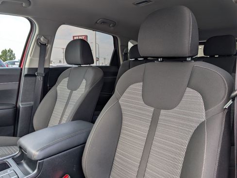 Used 2022 Kia Sorento LX AWD/4WD image 15