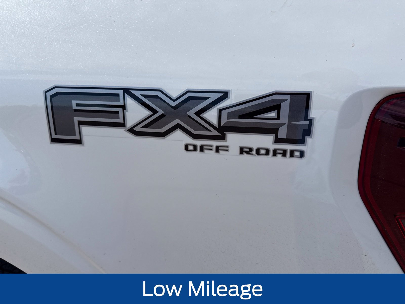 Used 2025 Ford F150 Lariat w/ Equipment Group 501A Mid AWD/4WD image 10