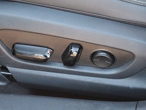 Used 2023 Lexus UX 250h F Sport image 11