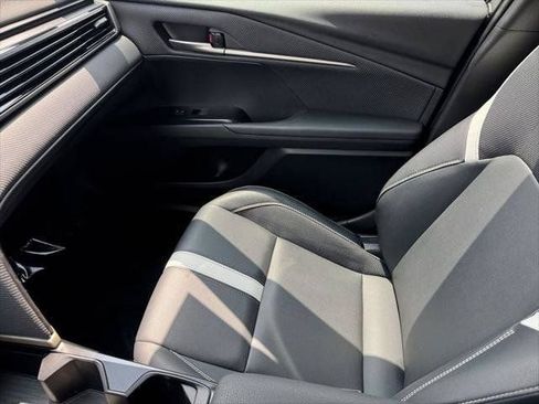 Certified 2025 Toyota Camry SE w/ Convenience Package FWD image 60