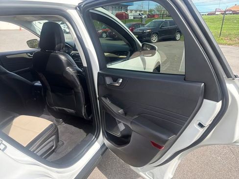 Used 2022 Ford Escape Titanium w/ Titanium Elite Package AWD/4WD image 15