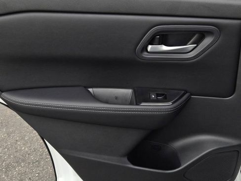 New 2026 Nissan Rogue SV w/ Cold Weather Package FWD image 11