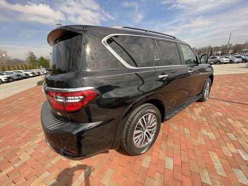 Used 2023 Nissan Armada SL w/ Captain's Chairs Package AWD/4WD image 35