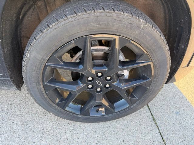 Used 2024 Chevrolet Traverse RS w/ LPO, Floor Liner Package AWD/4WD image 11
