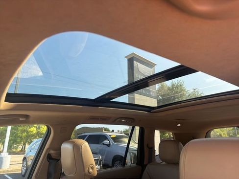 Used 2020 Cadillac XT6 Premium Luxury w/ Platinum Package image 12