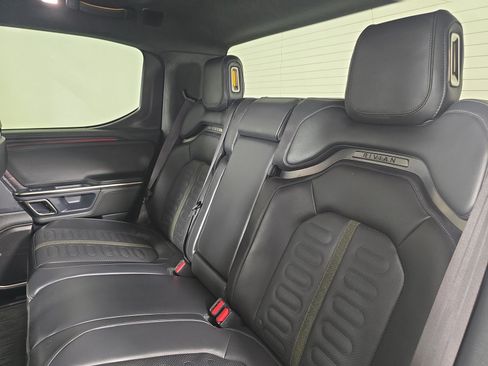 Used 2024 Rivian R1T Adventure AWD/4WD image 21