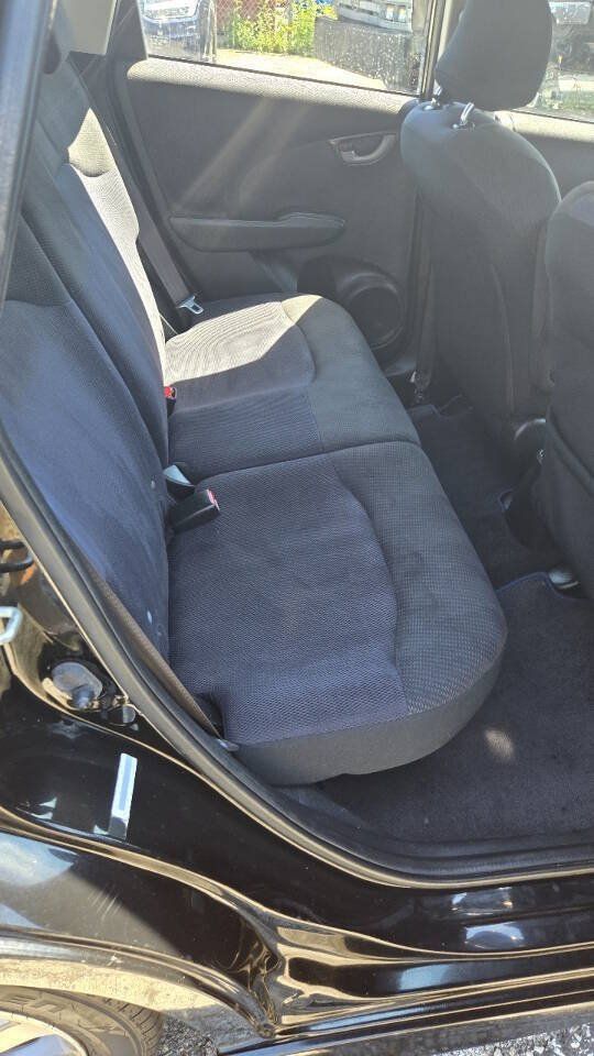Used 2013 Honda Fit Sport image 10