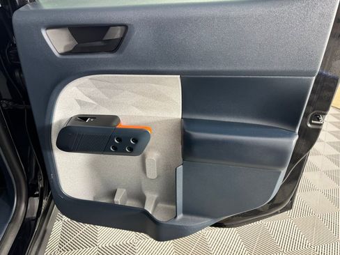 Used 2022 Ford Maverick XLT image 24