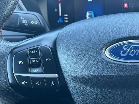Used 2023 Ford Escape ST-Line AWD/4WD image 19