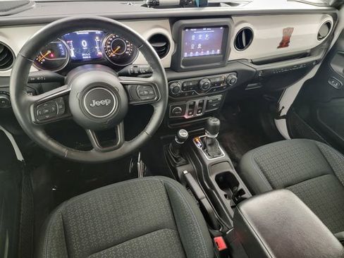 Used 2021 Jeep Wrangler Sport AWD/4WD image 30