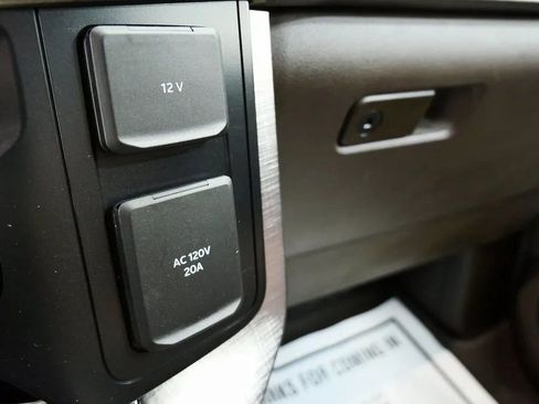 Used 2022 Ford F150 King Ranch w/ Equipment Group 601A High AWD/4WD image 33