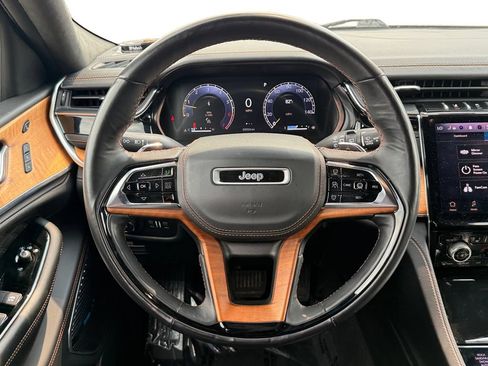 Used 2022 Jeep Grand Cherokee L Summit AWD/4WD image 12